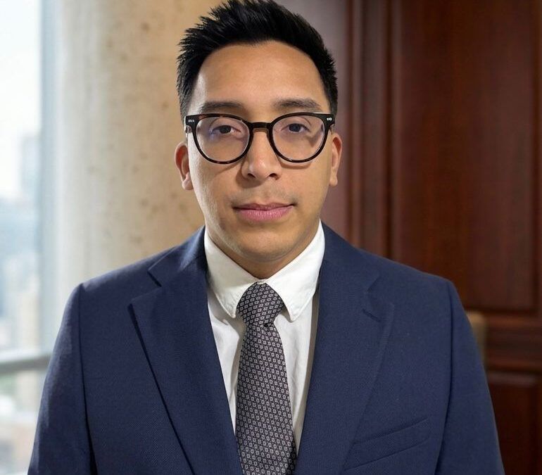 Abg. Leonardo Morales